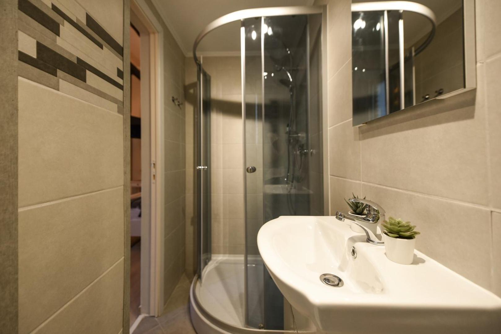 Elegant Studio - Urban Escape In Bucureşti Exterior foto